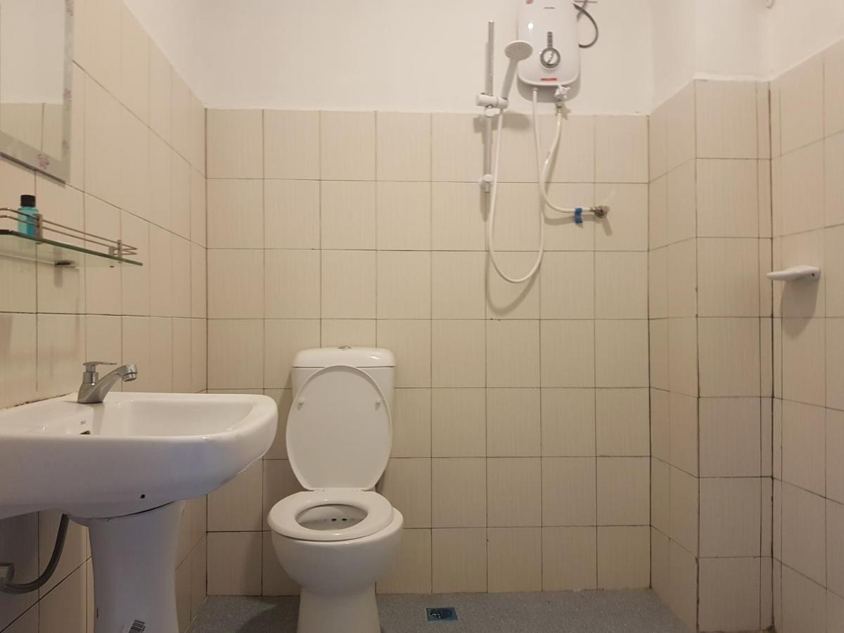 Dvilla Guesthouse Langkawi Bagian luar foto