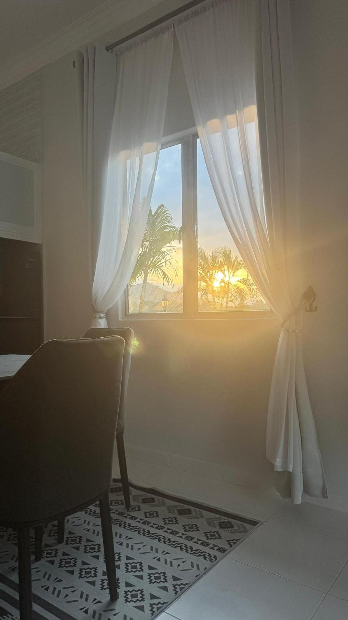 Dvilla Guesthouse Langkawi Bagian luar foto