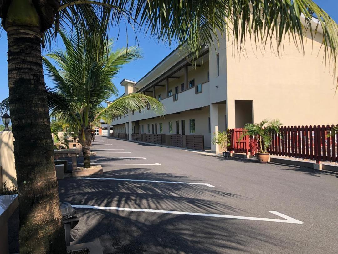 Dvilla Guesthouse Langkawi Bagian luar foto